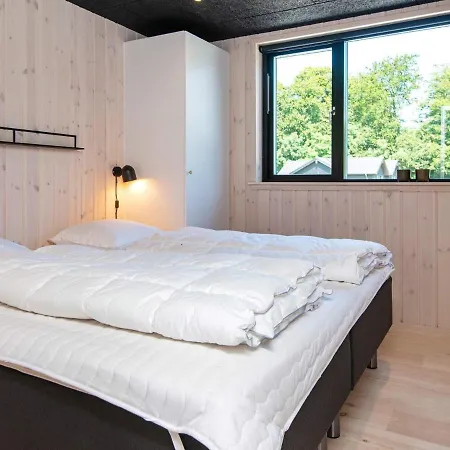 12 Person In Holiday home