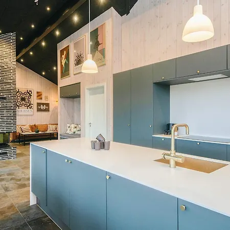 12 Person In Casa vacanze