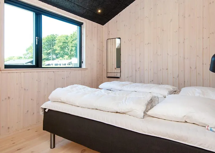 12 Person In * Haderslev