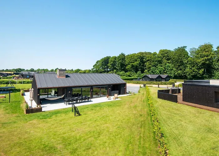 12 Person In Casa vacanze