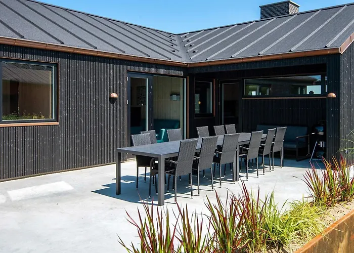 12 Person In * Haderslev