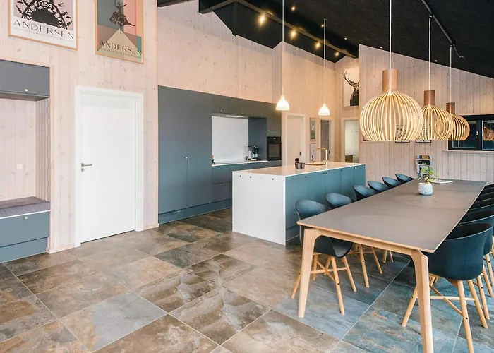 12 Person In * Haderslev